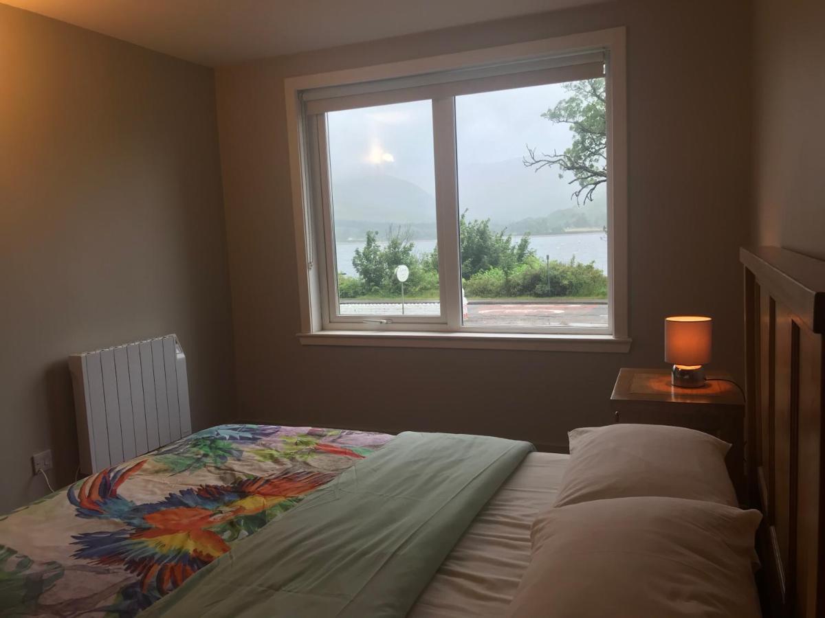 Appin, Beautiful Lochside Apartment With Balcony Fort William Exterior foto